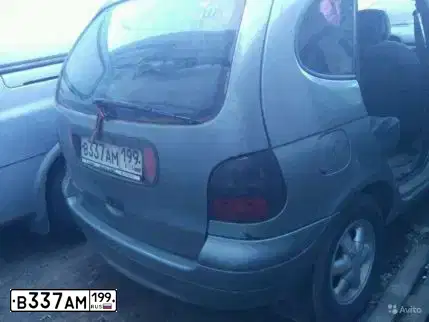 Фото автомобиля RENAULT MEGANE /GRAND/ SCENIC, 1998 — госномер С700НВ90. Цвет: ЗЕЛЕНЫЙ