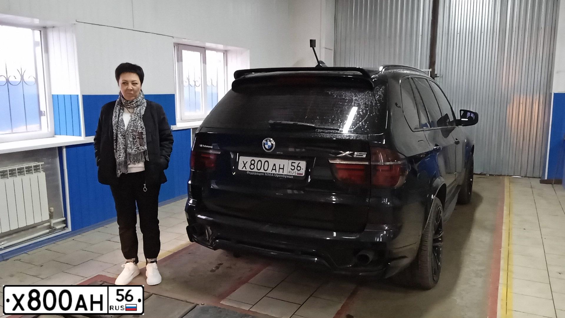 Фото автомобиля LEXUS S GS, 2012 — госномер С121СС190. Цвет: Серебристый