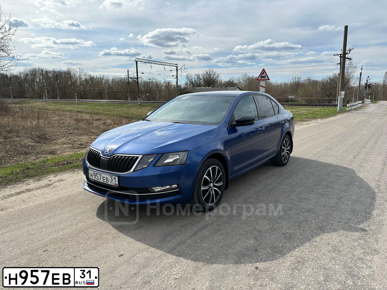 Фото автомобиля TOYOTA COROLLA, 2006 — госномер Н957ЕВ31. Цвет: СЕРЫЙ
