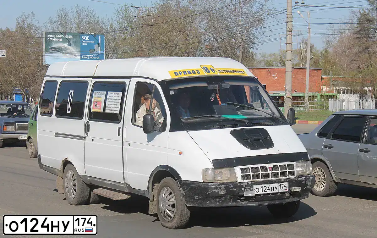 Фото автомобиля GAZ 3221 EL, 2002 — госномер О124НУ174. Цвет: БЕЛЫЙ