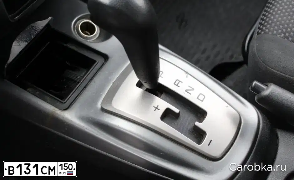 Фото автомобиля KIA CEE'D, 2008 — госномер О121ВМ977. Цвет: ЗЕЛЕНЫЙ