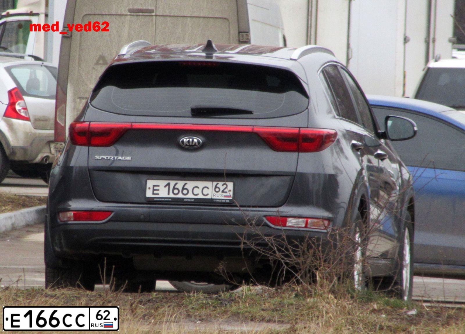 Фото автомобиля KIA SPORTAGE, 2017 — госномер Е166СС62. Цвет: Серый