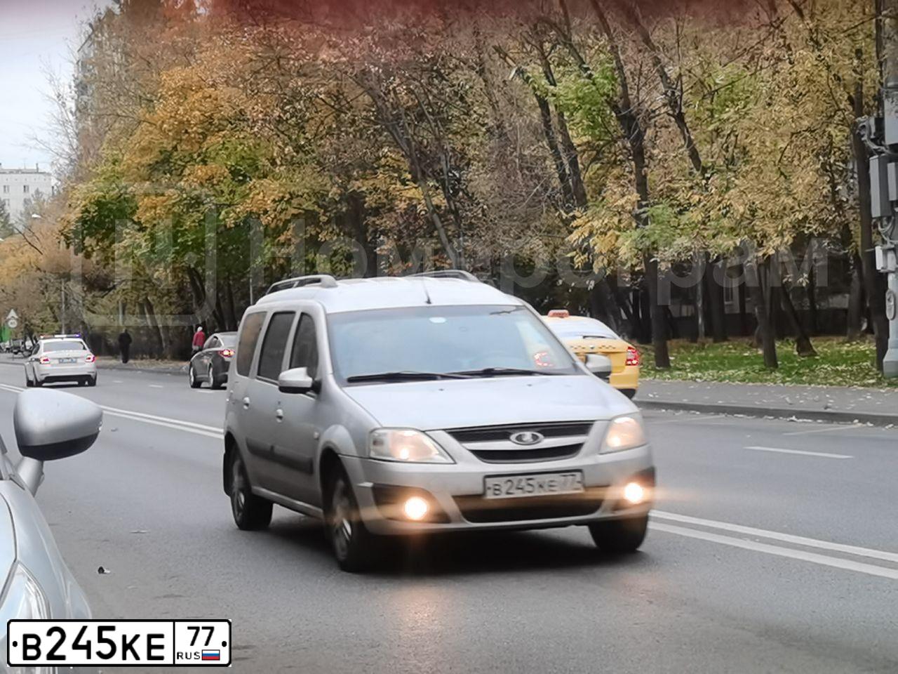 Фото автомобиля VOLVO O 850, 1995 — госномер В245КЕ77. Цвет: ЧЕРНЫЙ