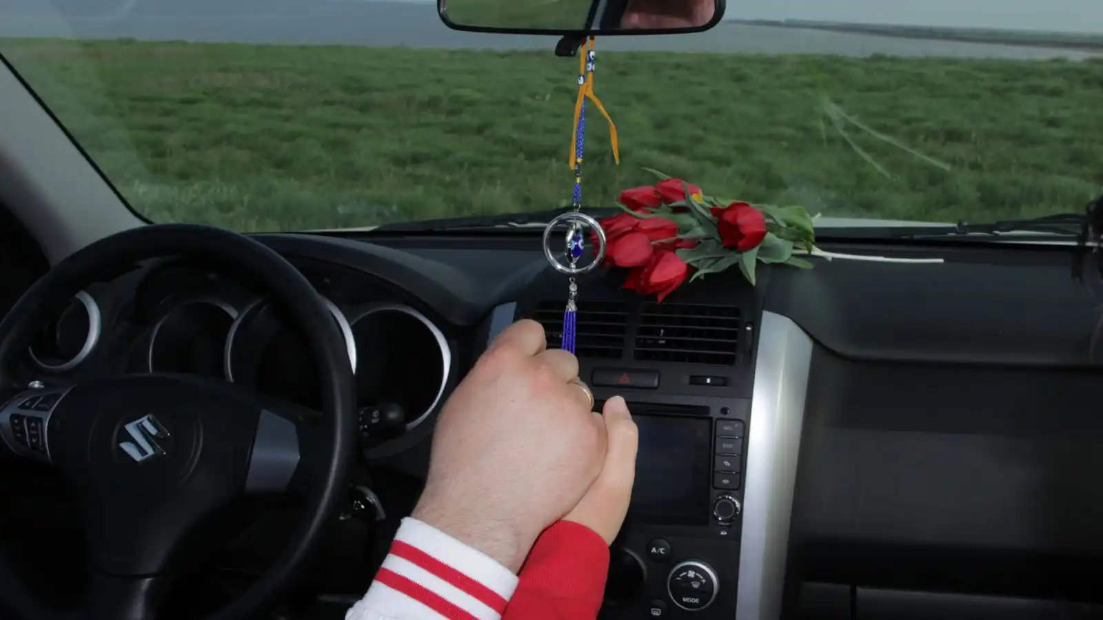 Фото автомобиля FORD FOCUS, 2012 — госномер Х815ОС761. Цвет: Белый