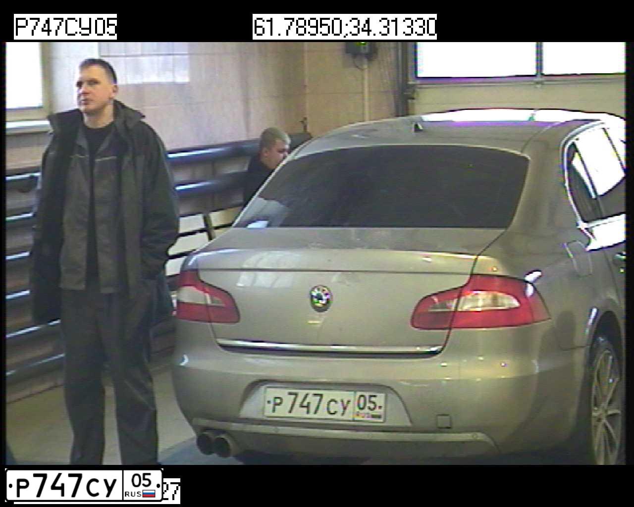 Фото автомобиля SKODA SUPERB, 2009 — госномер Н289НТ10