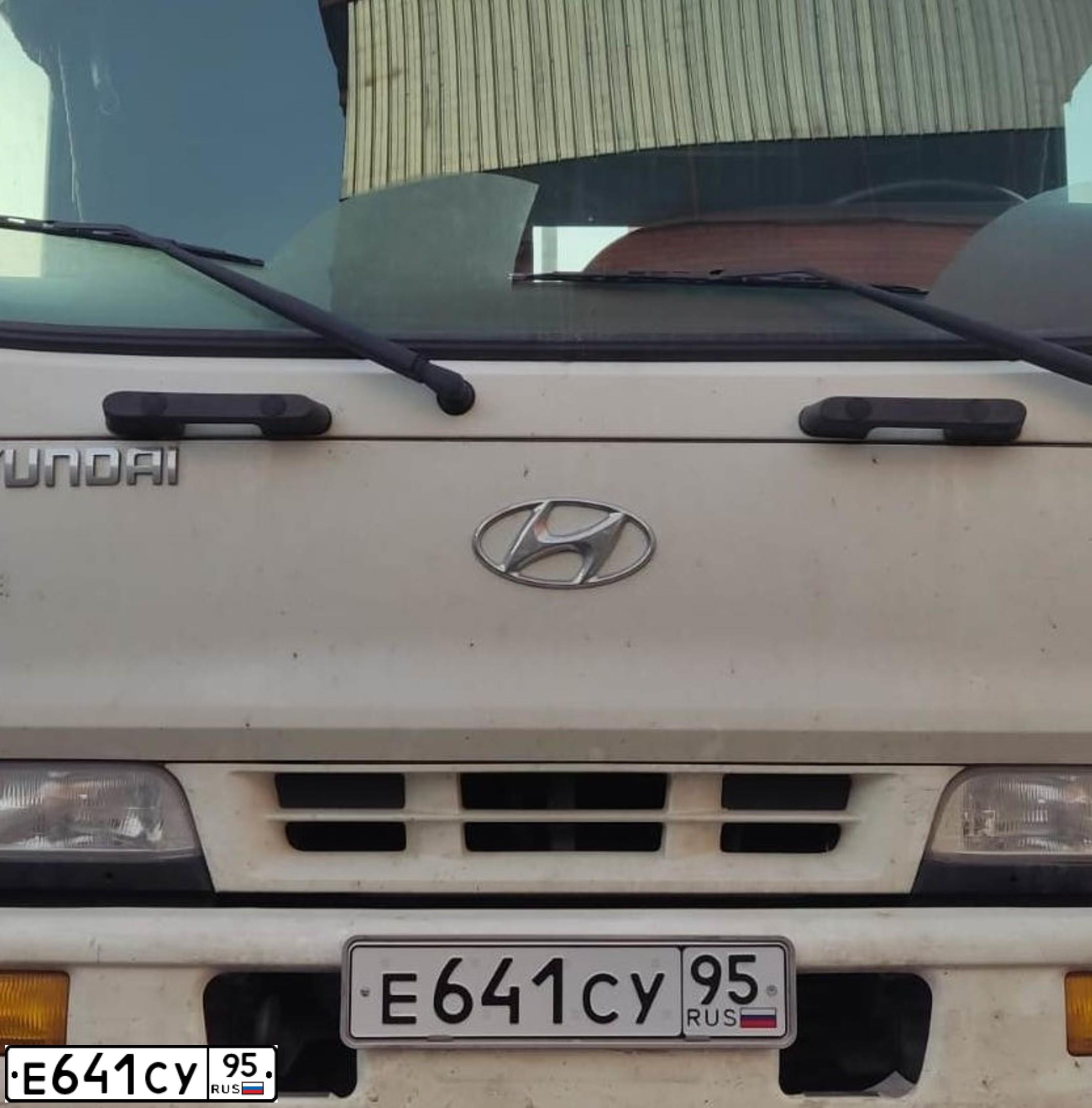 Фото автомобиля HYUNDAI TRAGO, 2013 — госномер Е606НУ797