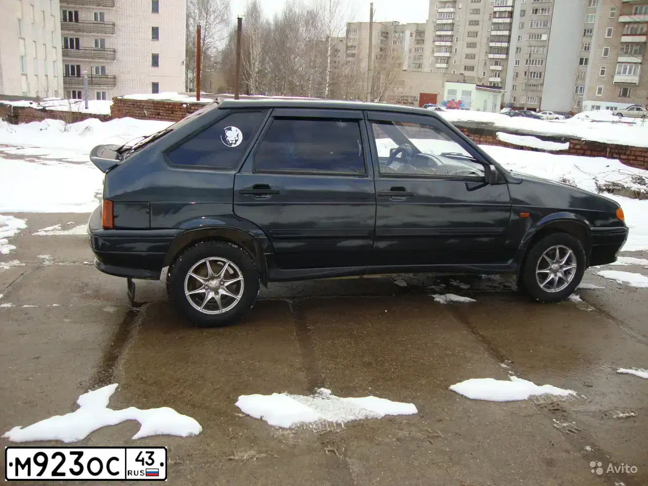 Фото автомобиля LADA 2114 SAMARA, 2005 — госномер М923ОС43. Цвет: ГРАФИТОВЫЙ МЕТАЛЛИК