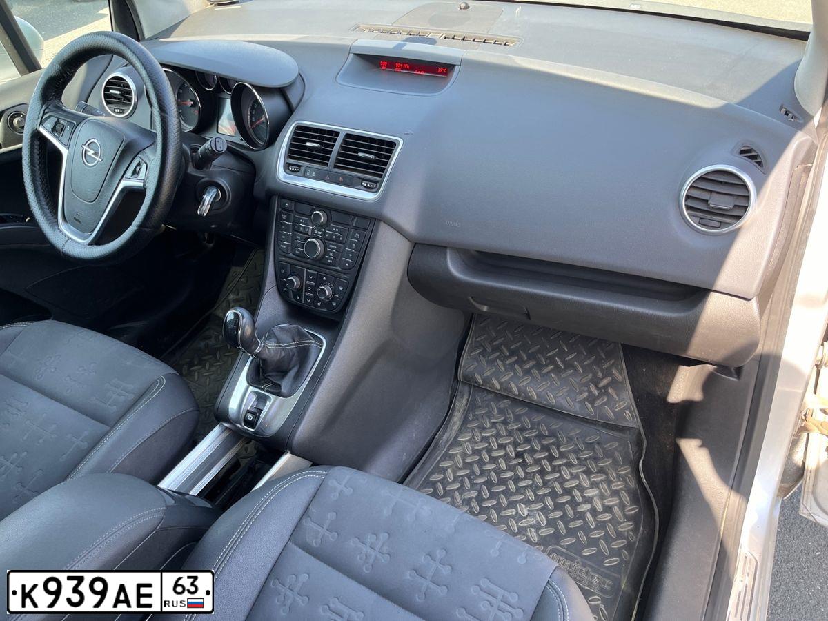 Фото автомобиля OPEL MERIVA, 2011 — госномер К939АЕ63. Цвет: Серебристый