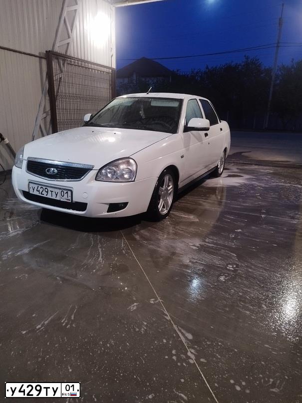 Фото автомобиля LADA 2170 PRIORA, 2014 — госномер В650ОХ193. Цвет: Белый