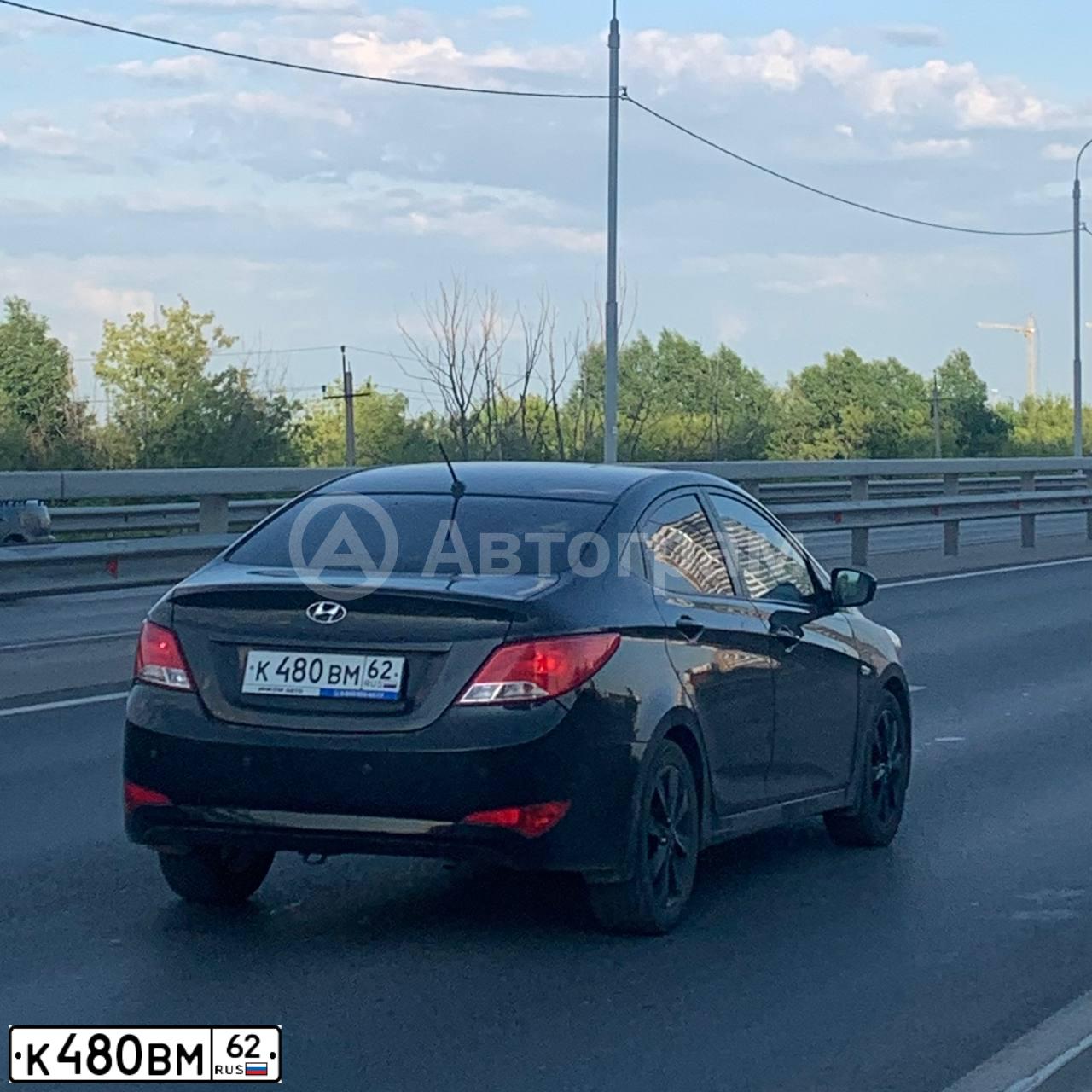 Фото автомобиля HYUNDAI SOLARIS, 2015 — госномер К480ВМ62. Цвет: ЧЕРНЫЙ