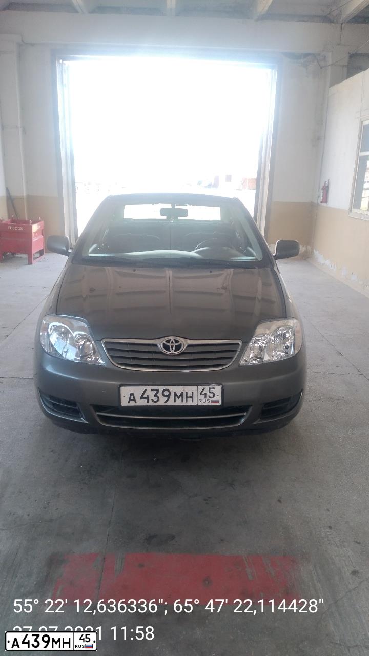 Фото автомобиля TOYOTA COROLLA, 2005 — госномер А439МН45. Цвет: СЕРЫЙ
