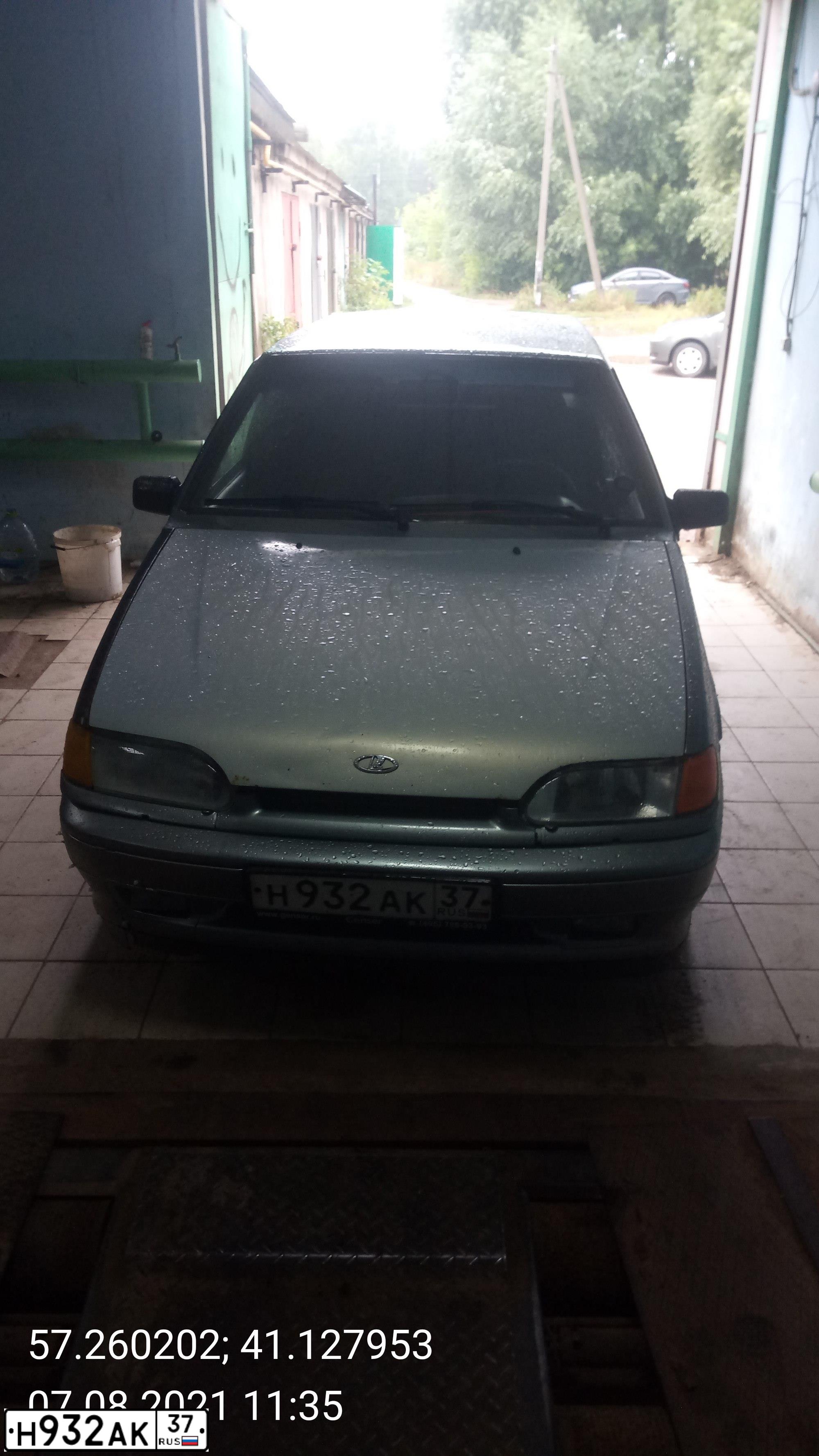 Фото автомобиля LADA 2114 SAMARA, 2006 — госномер Х314НЕ37. Цвет: СЕРО-ЗЕЛЕНЫЙ