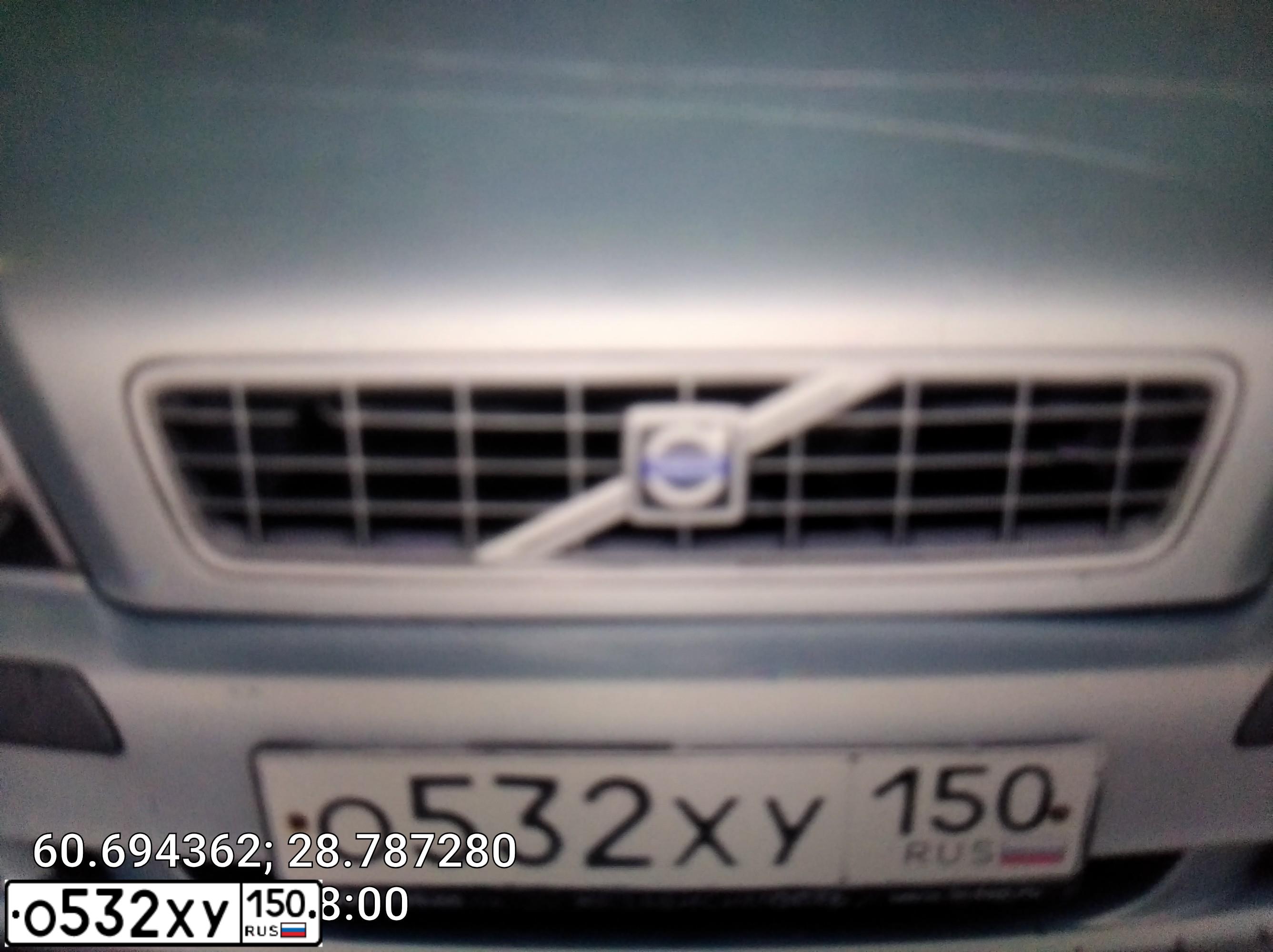 Фото автомобиля VOLVO S40, 2003 — госномер В710РМ147. Цвет: СЕРО-ЗЕЛЕНЫЙ