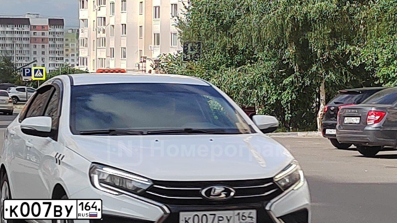 Фото автомобиля LANDROVER FREELANDER, 2011 — госномер К007ВУ164. Цвет: Белый