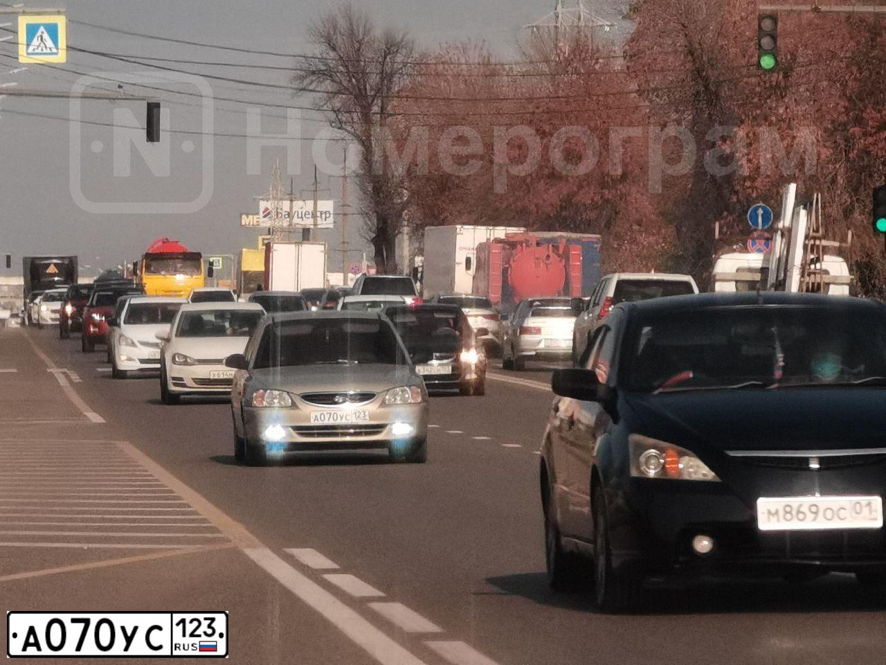 Фото автомобиля KIA RIO, 2015 — госномер С361ВЕ193. Цвет: ЧЕРНЫЙ