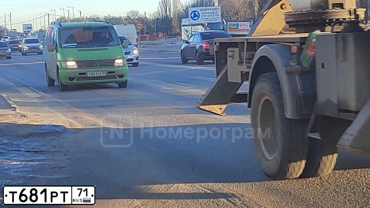 Фото автомобиля LADA LARGUS, 2019 — госномер К724НО136. Цвет: Белый
