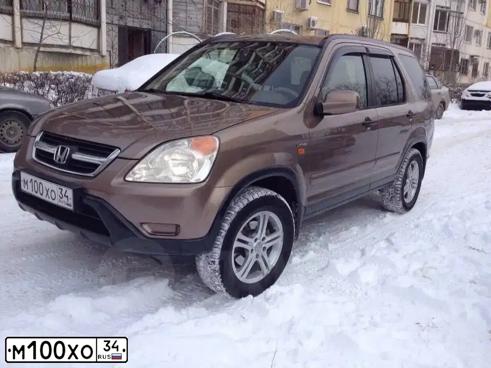 Фото автомобиля KIA SPORTAGE, 2013 — госномер М100ХО34. Цвет: Серый