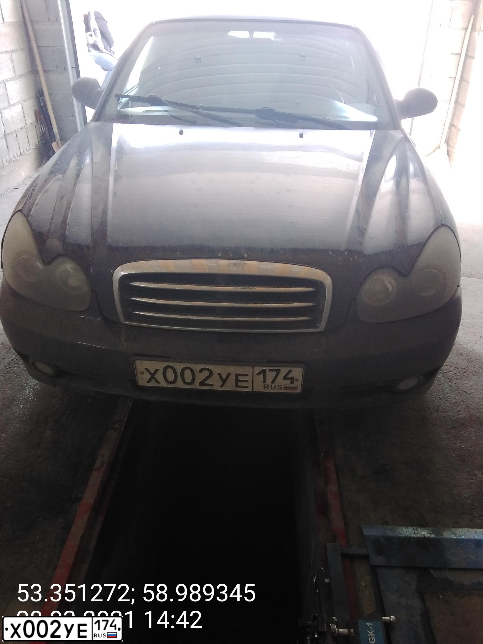 Фото автомобиля TAGAZ SONATA, 2008 — госномер Х002УЕ174. Цвет: ЧЕРНЫЙ