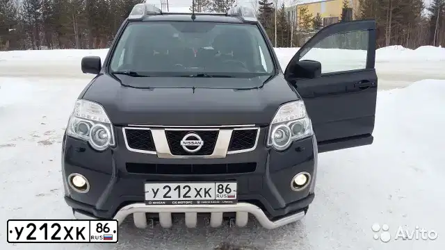 Фото автомобиля NISSAN X-TRAIL, 2012 — госномер Н726ВА154. Цвет: ЧЕРНЫЙ
