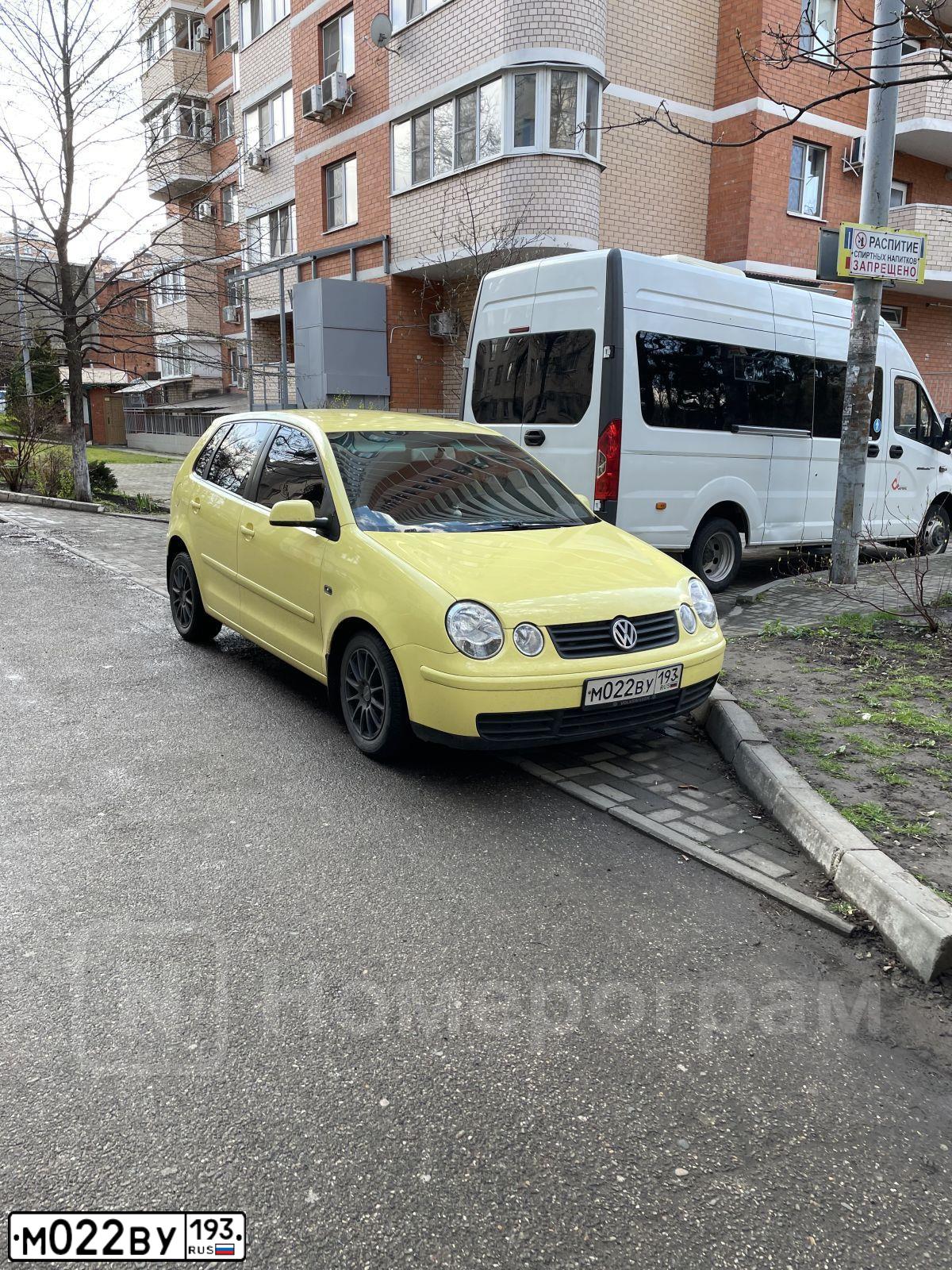 Фото автомобиля VOLKSWAGEN POLO, 2003 — госномер М022ВУ193. Цвет: ЖЁЛТЫЙ