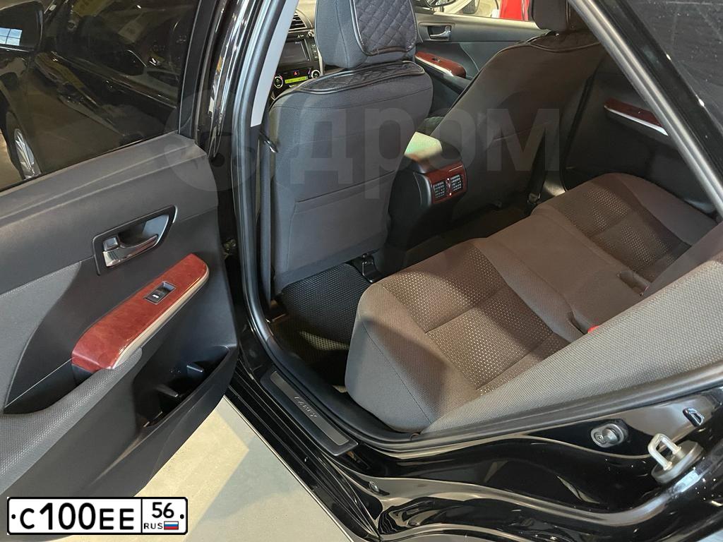 Фото автомобиля TOYOTA CAMRY, 2014 — госномер Е269МУ156. Цвет: ЧЕРНЫЙ МЕТАЛЛИК