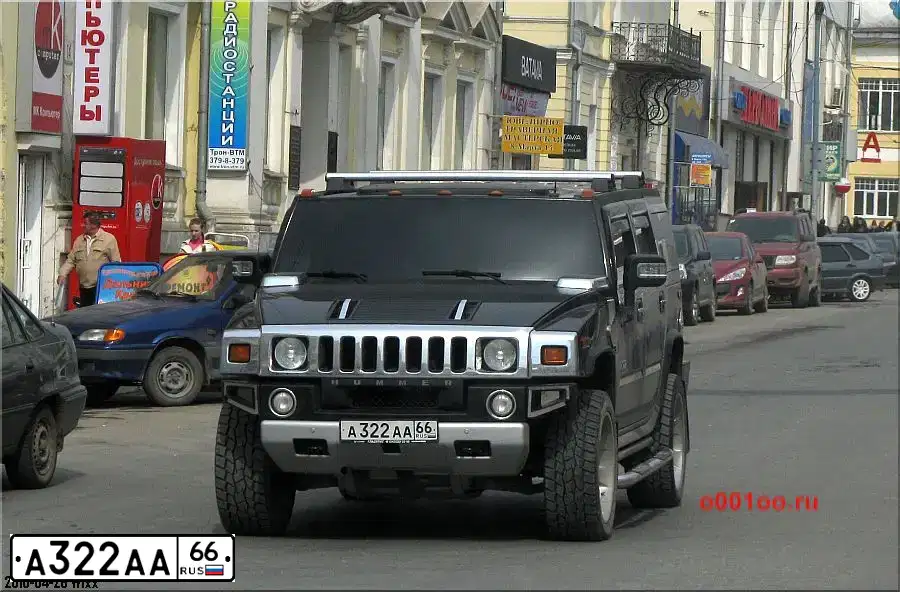 Фото автомобиля HUMMER H2, 2008 — госномер А322АА66. Цвет: ЧЕРНЫЙ