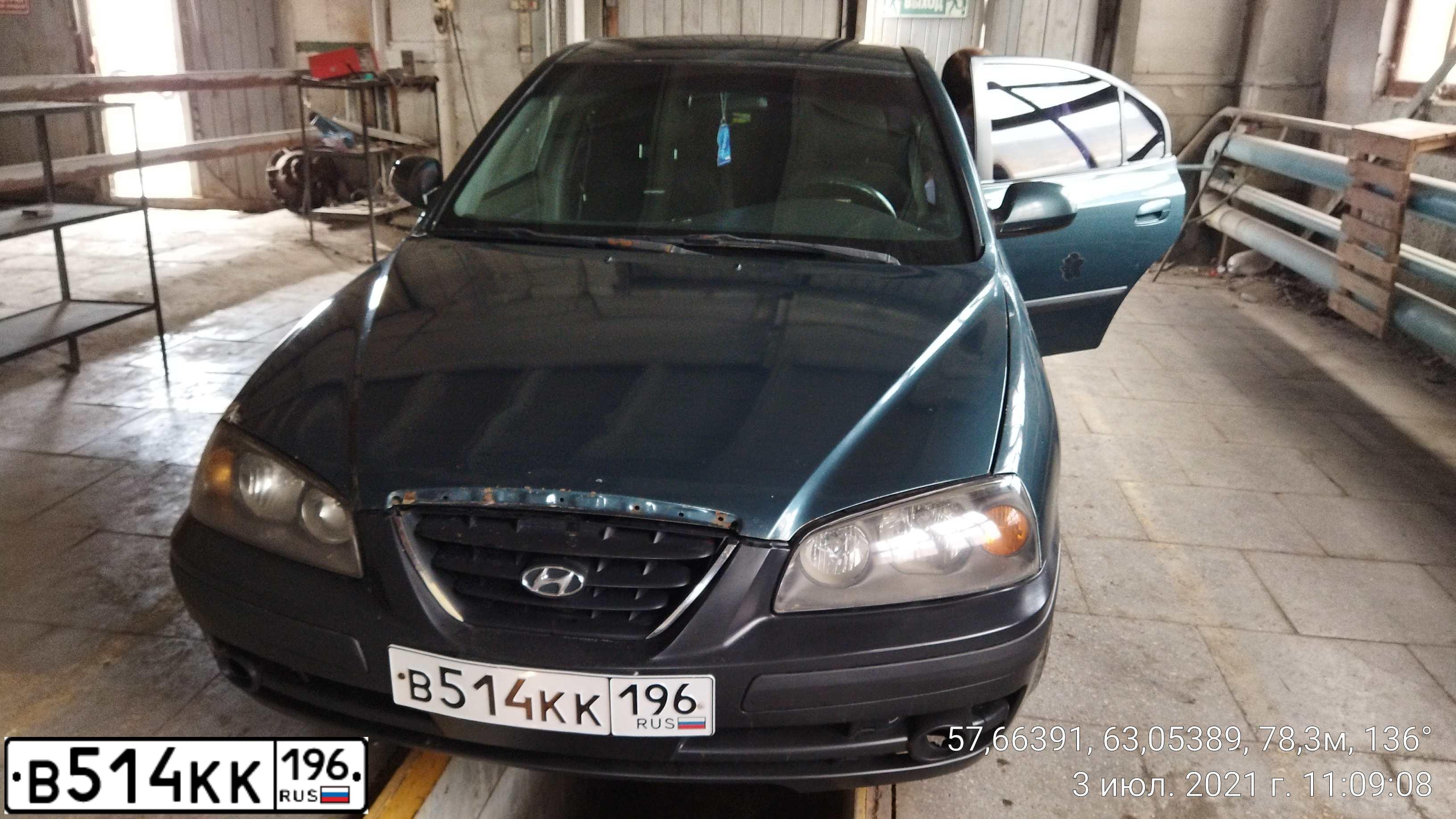 Фото автомобиля HYUNDAI I ELANTRA, 2004 — госномер В514КК196. Цвет: ЗЕЛЕНЫЙ