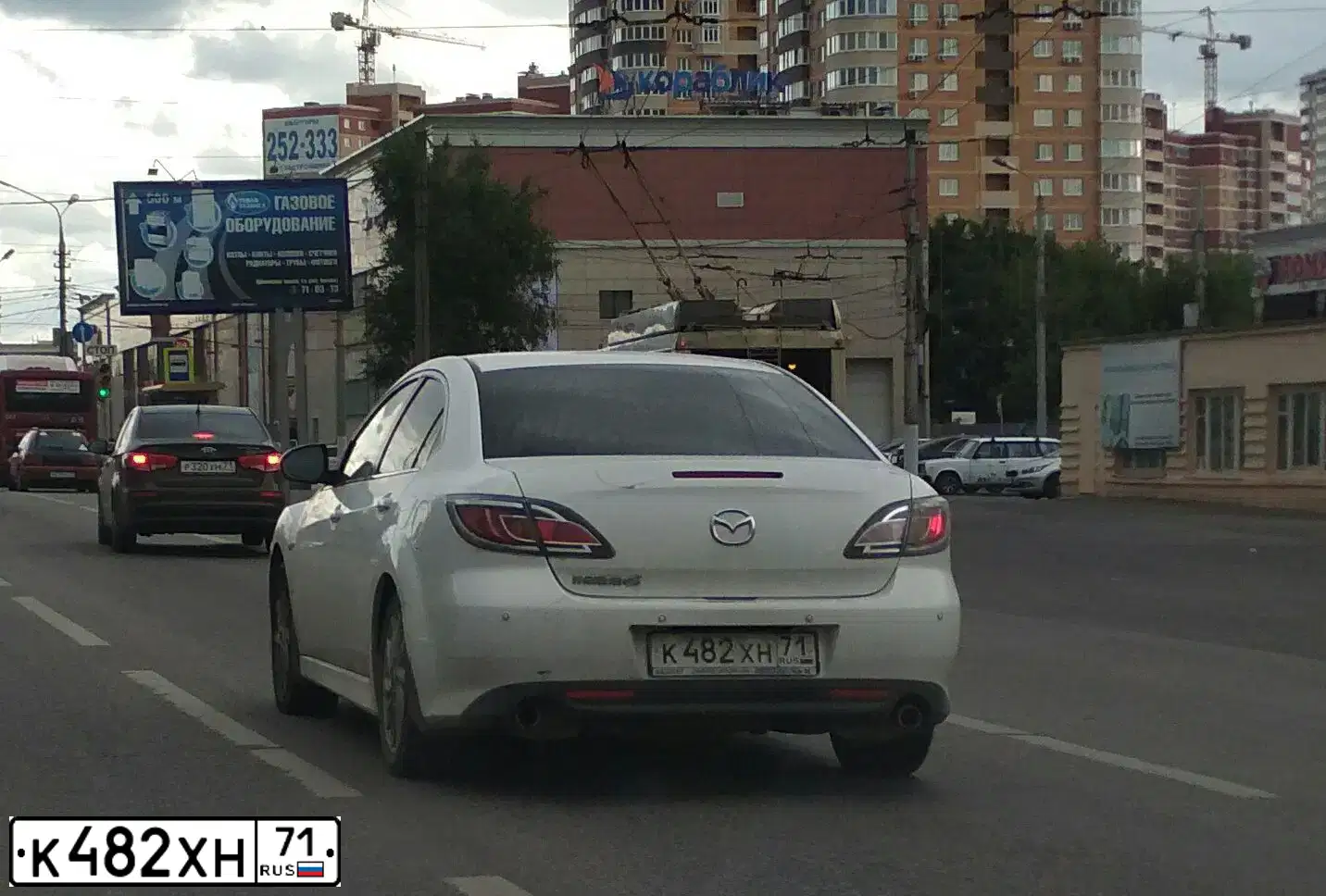 Фото автомобиля MAZDA 6, 2010 — госномер Е834ЕН799. Цвет: БЕЛЫЙ