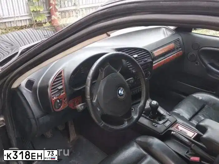 Фото автомобиля BMW SERIE 3, 1994 — госномер К318ЕН73. Цвет: ЧЕРНЫЙ