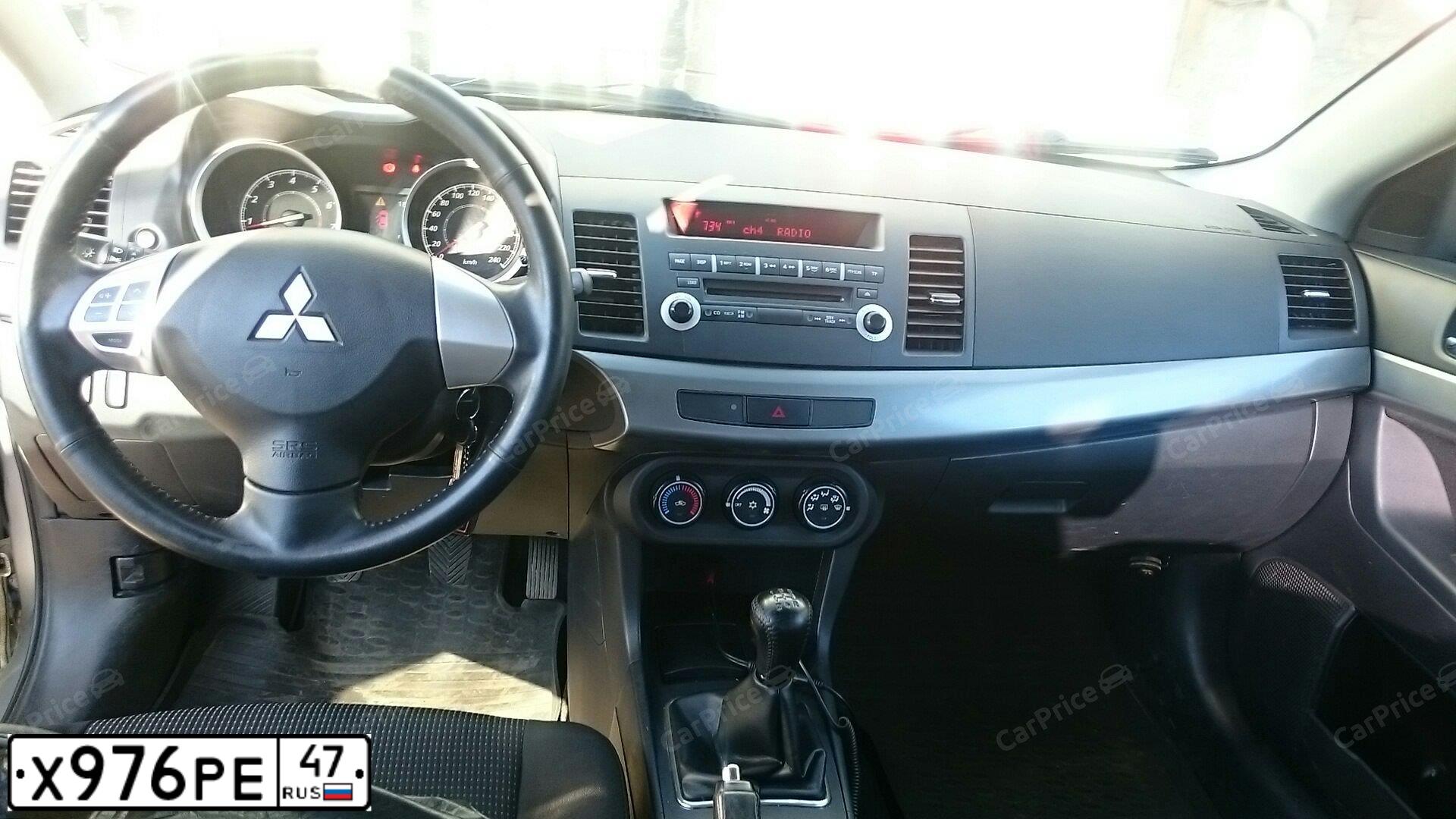 Фото автомобиля MITSUBISHI LANCER, 2011 — госномер Р237ЕА46. Цвет: СЕРЕБРИСТЫЙ