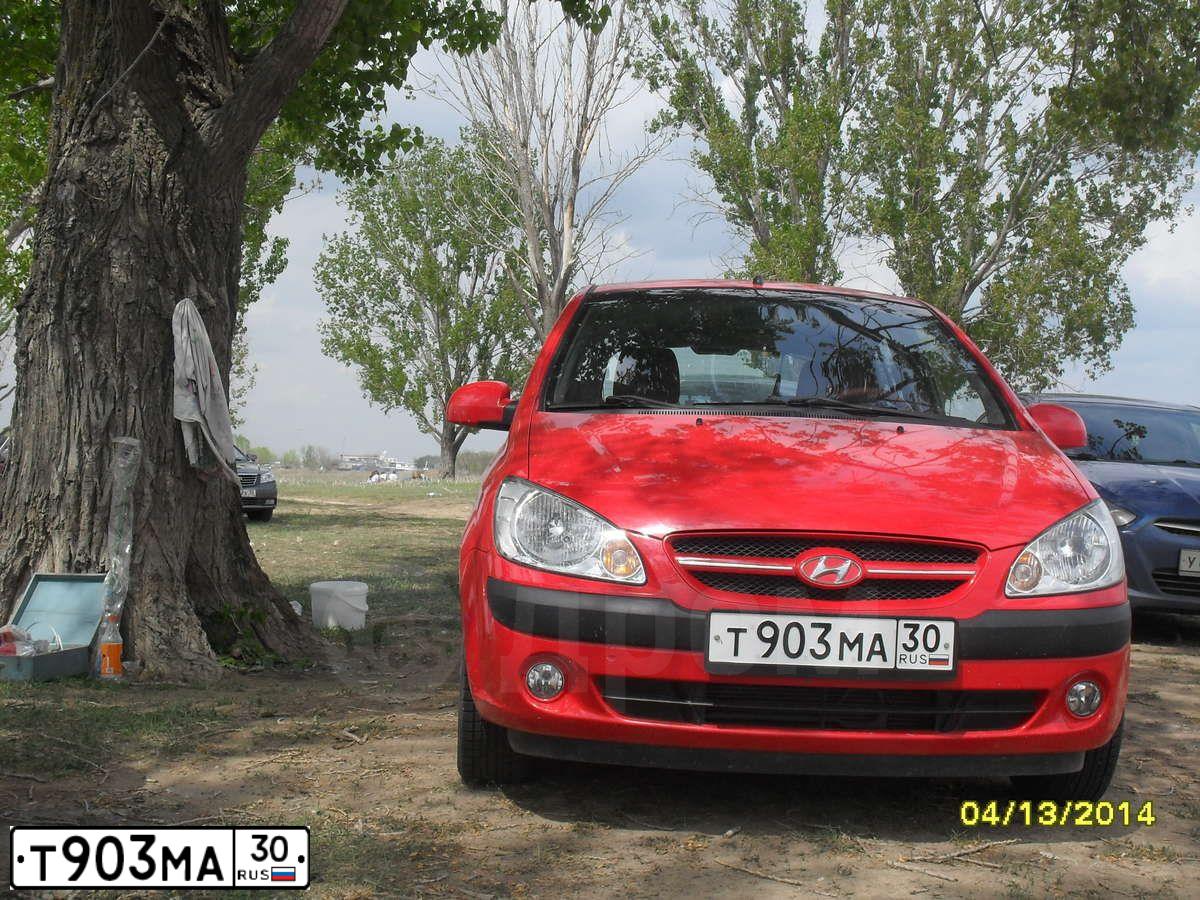 Фото автомобиля HYUNDAI GETZ, 2006 — госномер Р555ВТ30. Цвет: Красный