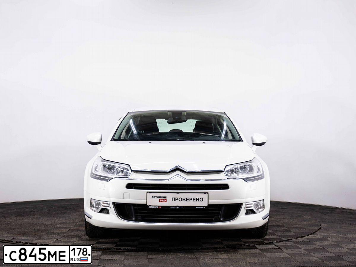 Фото автомобиля CITROEN C5, 2011 — госномер К596РТ147. Цвет: БЕЛЫЙ