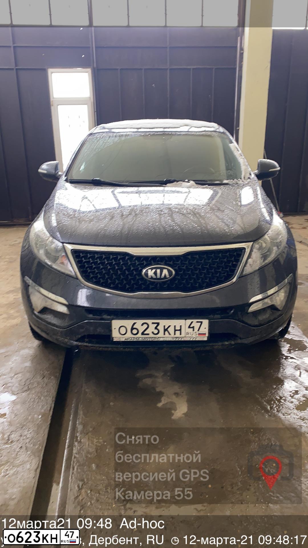 Фото автомобиля KIA SPORTAGE, 2015 — госномер О623КН47. Цвет: СЕРЫЙ