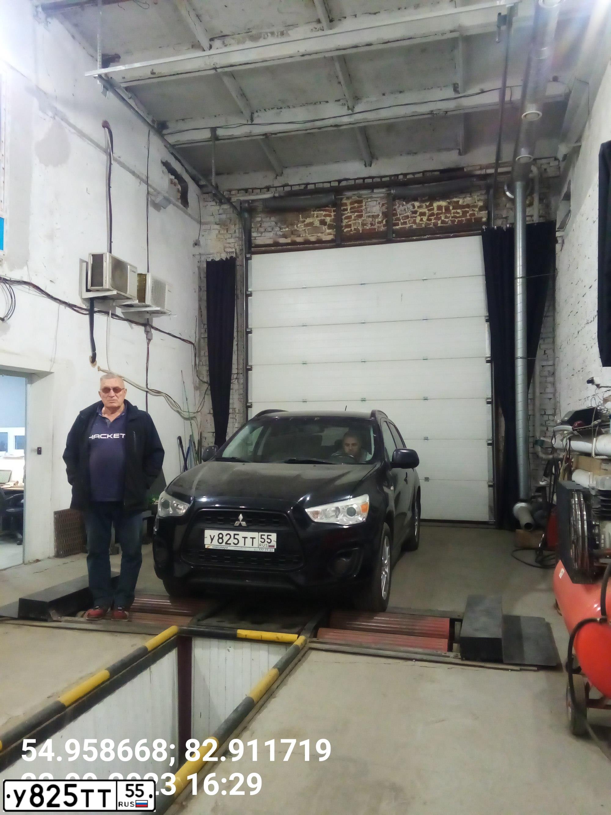Фото автомобиля MITSUBISHI ASX, 2012 — госномер В510ТО47. Цвет: ЧЕРНЫЙ