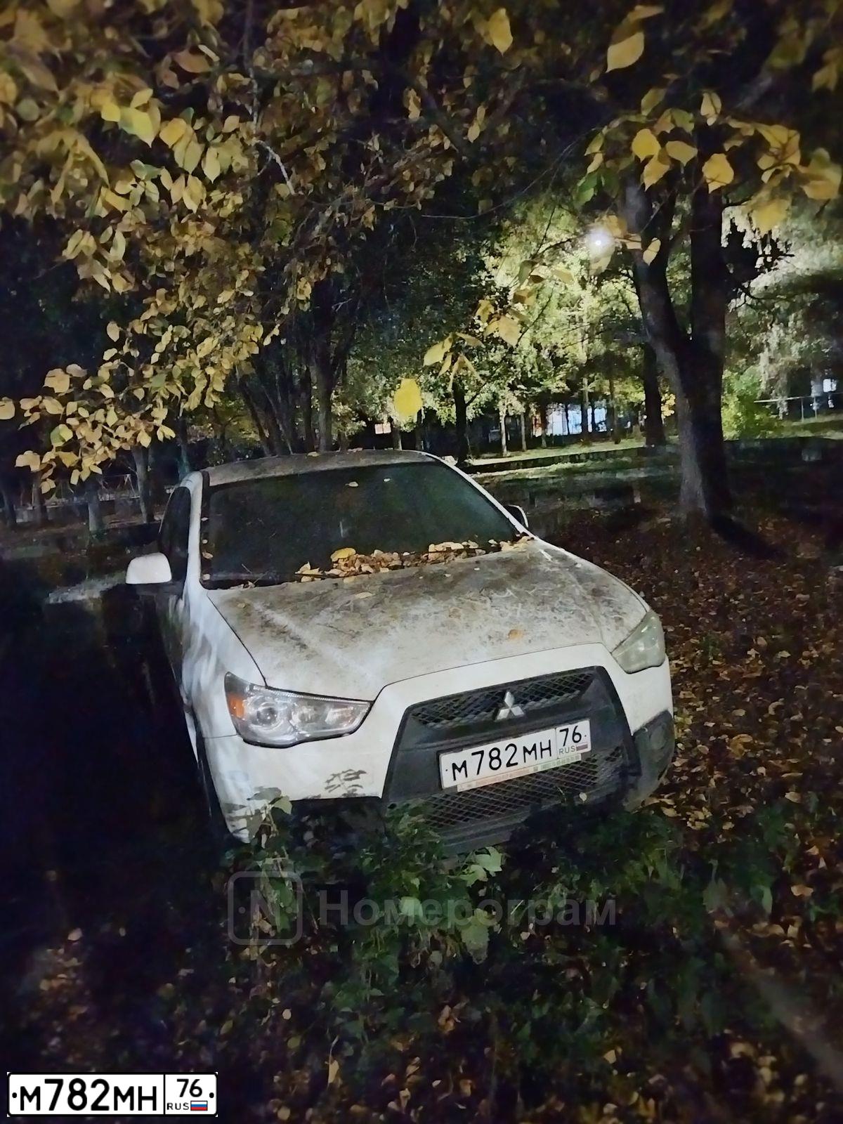 Фото автомобиля MITSUBISHI ASX, 2012 — госномер М782МН76