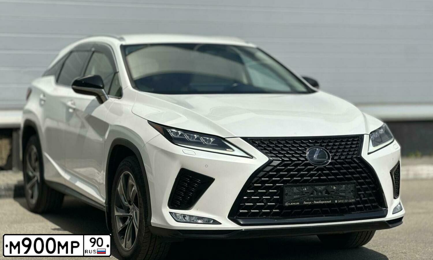 Фото автомобиля LEXUS RX, 2021 — госномер М270ЕЕ181