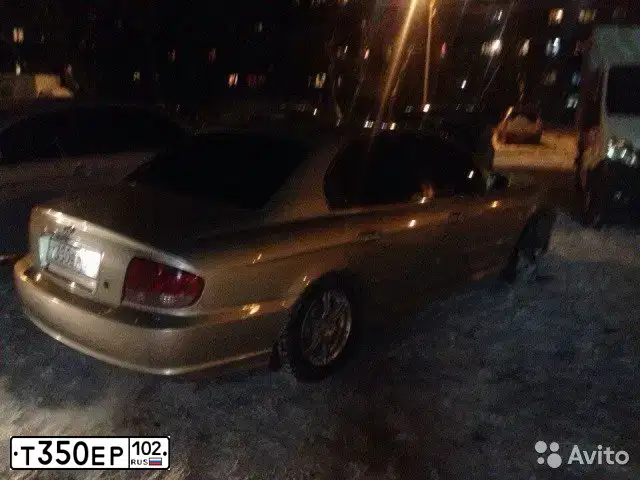 Фото автомобиля HYUNDAI SONATA, 2004 — госномер Е497УЕ156. Цвет: БЕЖЕВЫЙ