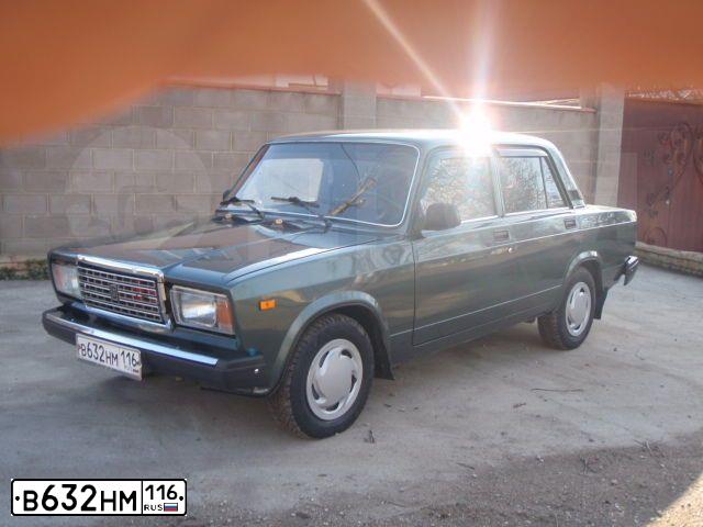Фото автомобиля LADA 2107, 2010 — госномер А703ВВ82. Цвет: СЕРО-СИНЕ-ЗЕЛЕНЫЙ