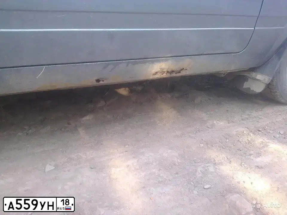 Фото автомобиля LADA 2105, 2010 — госномер С582РН43