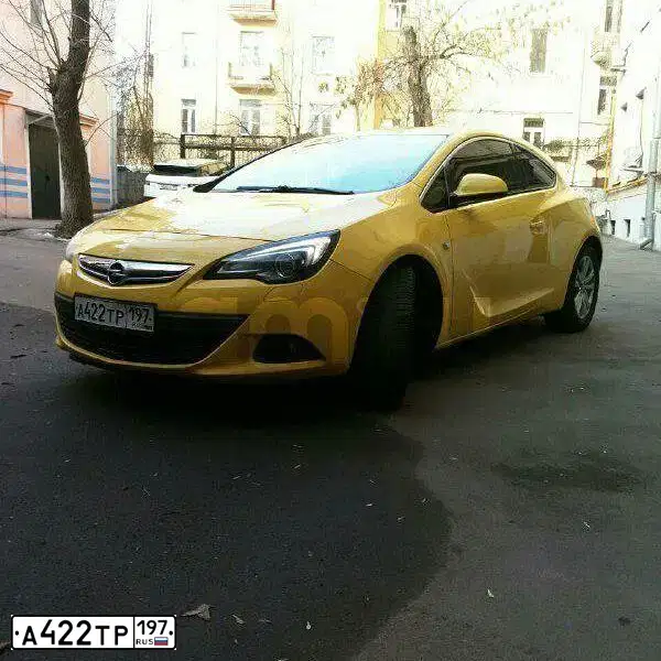 Фото автомобиля OPEL ASTRA, 2012 — госномер А422ТР197. Цвет: ЖЁЛТЫЙ