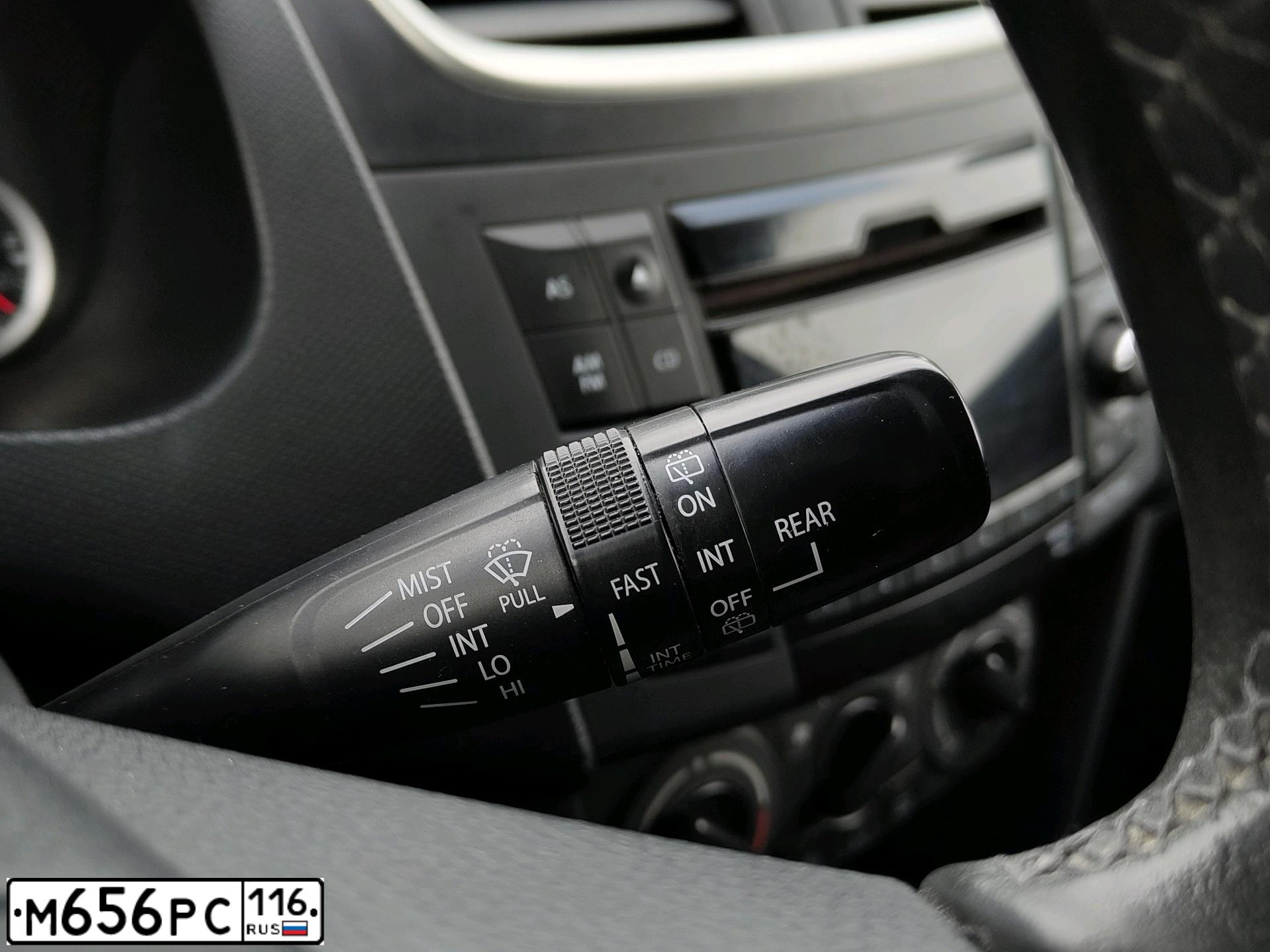 Фото автомобиля SUZUKI SWIFT, 2011 — госномер М565РС116