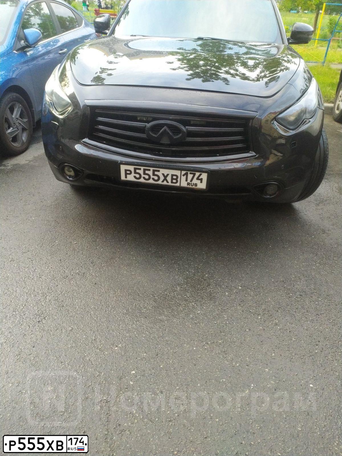 Фото автомобиля LADA 2109 SAMARA, 2003 — госномер Р555ХВ174. Цвет: Серебристый