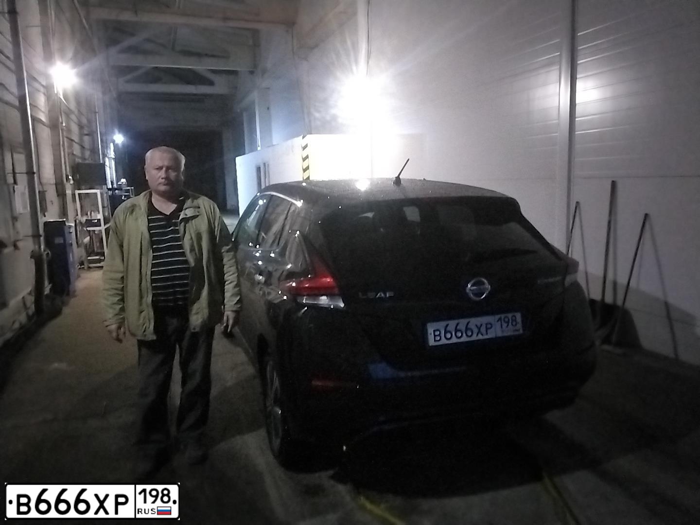 Фото автомобиля LADA 2105 LADA, 2005 — госномер К914ЕК98. Цвет: СИНИЙ