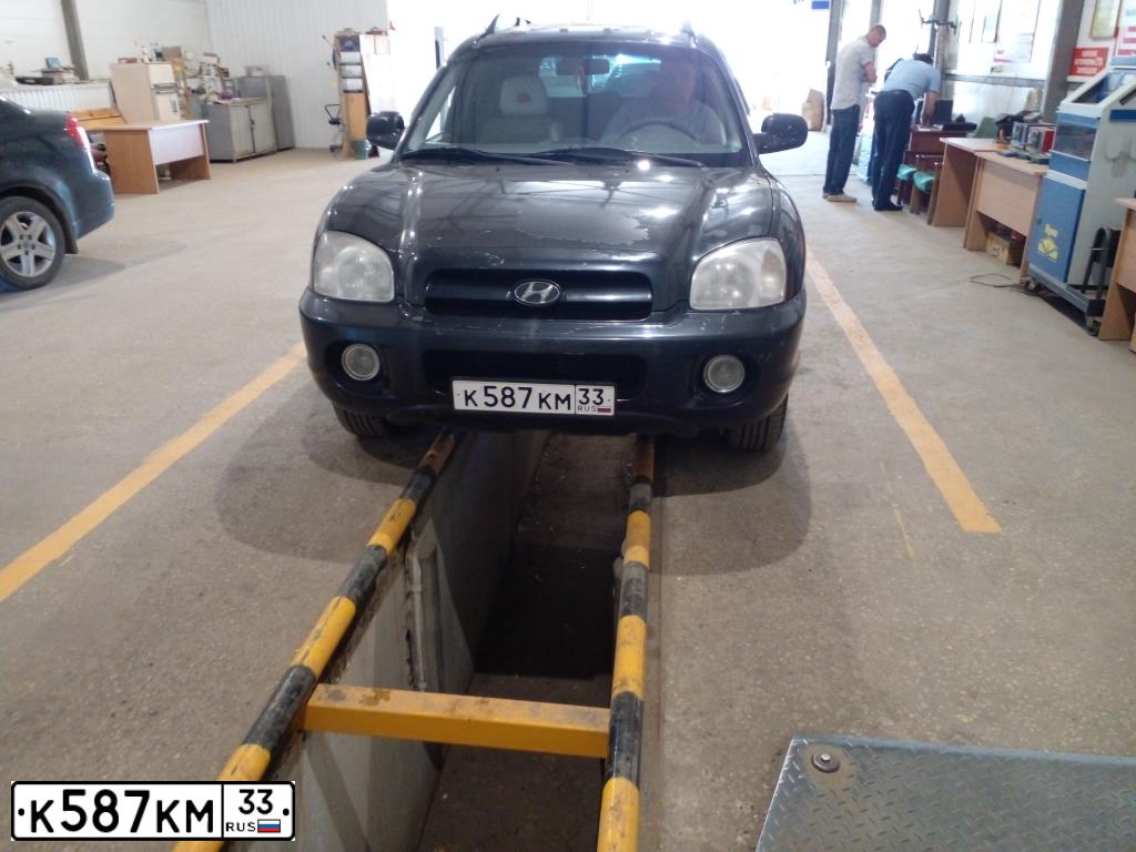Фото автомобиля CHEVROLET LACETTI, 2005 — госномер Т998СУ69. Цвет: ТЕМНО-КРАСНЫЙ