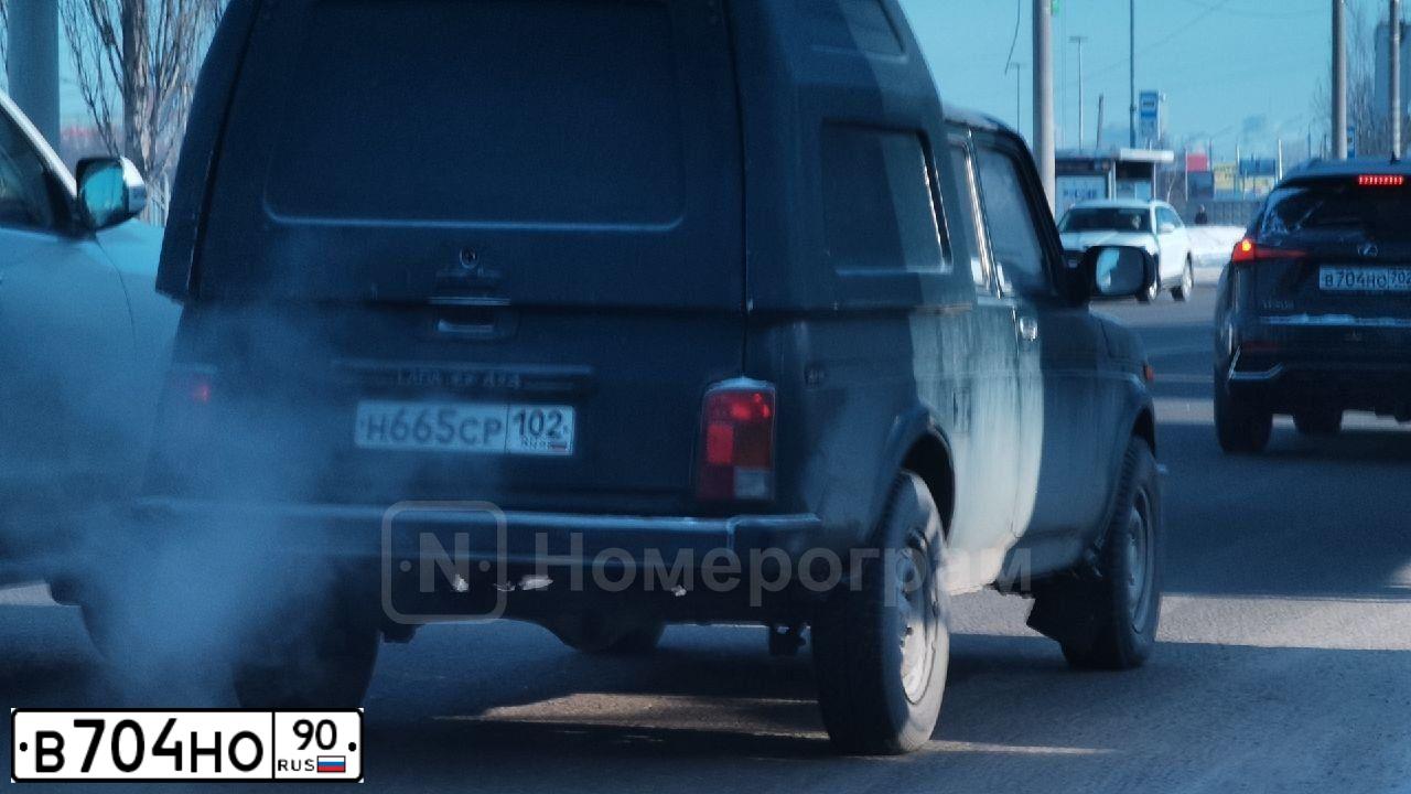 Фото автомобиля TOYOTA LANDCRUISER 200, 2011 — госномер М855СЕ790. Цвет: ЧЕРНЫЙ