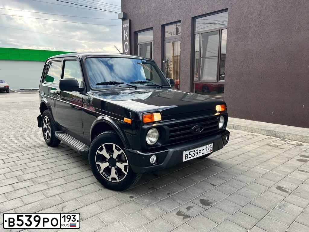 Фото автомобиля LADA 4X4, 2021 — госномер Р660МР193. Цвет: ЧЕРНЫЙ