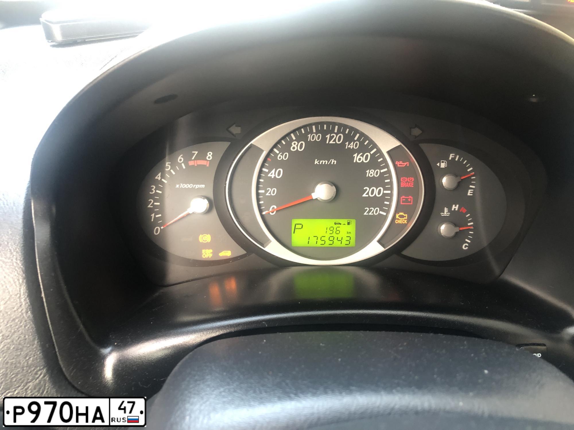 Фото автомобиля HYUNDAI TUCSON, 2008 — госномер О671КУ178. Цвет: ЧЕРНЫЙ