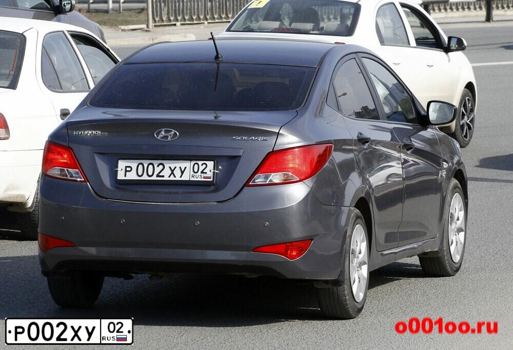 Фото автомобиля LADA 2170 PRIORA, 2010 — госномер Р885ЕМ102. Цвет: Светло-Серебристый металлик