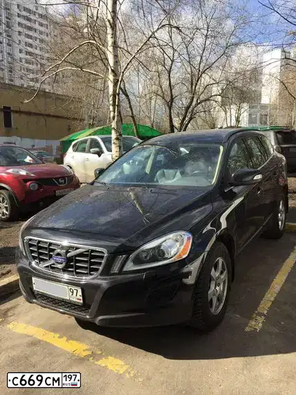 Фото автомобиля NISSAN JUKE, 2012 — госномер С669СМ197. Цвет: КРАСНЫЙ