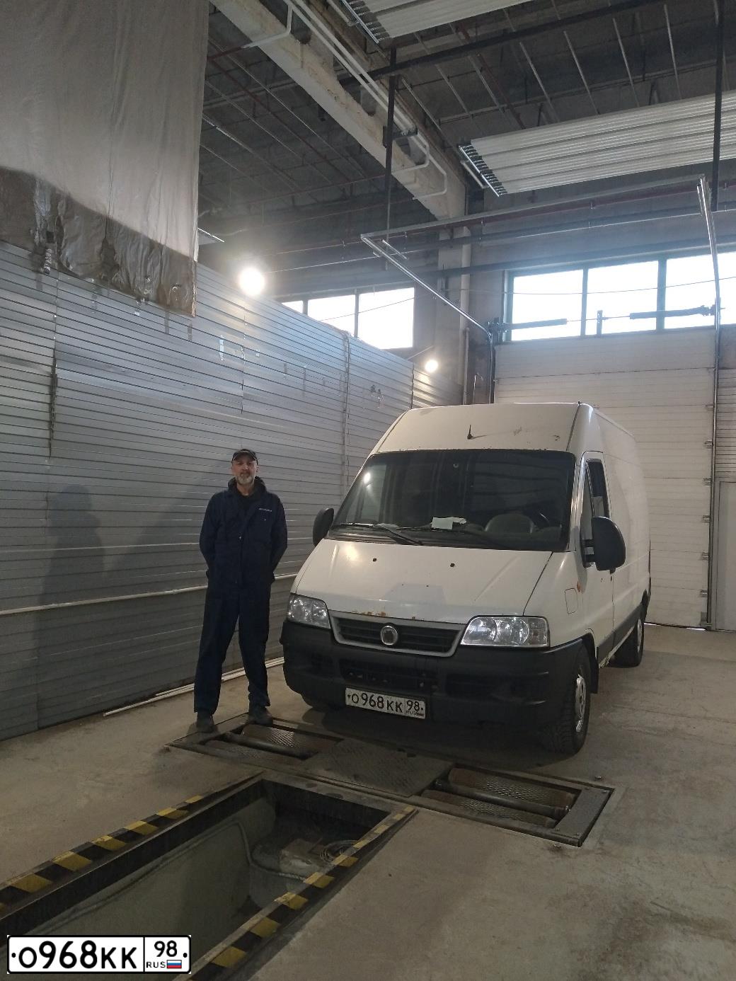 Фото автомобиля FIAT DUCATO, 2008 — госномер О968КК98. Цвет: БЕЛЫЙ